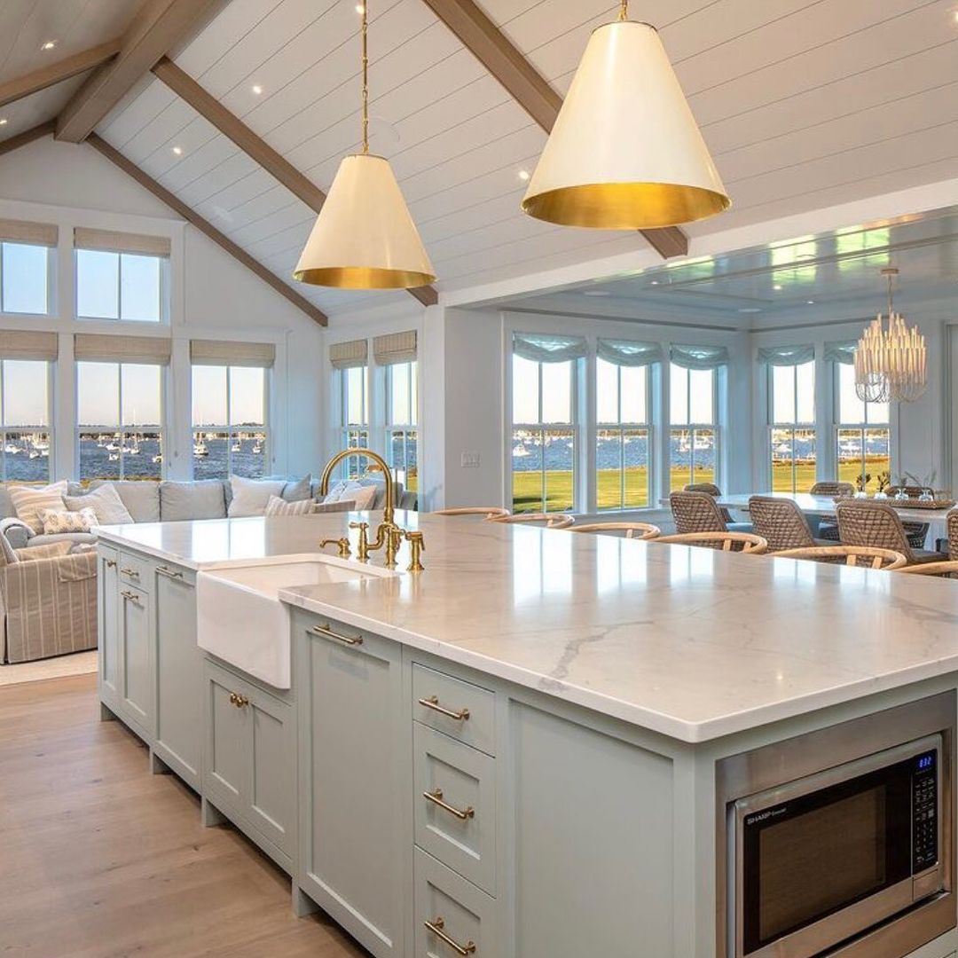 Instagram @coastaldecor