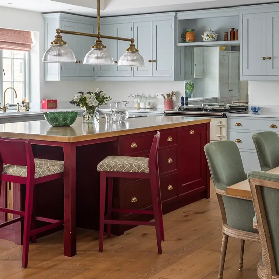 Instagram @leonorabirtsinteriordesign